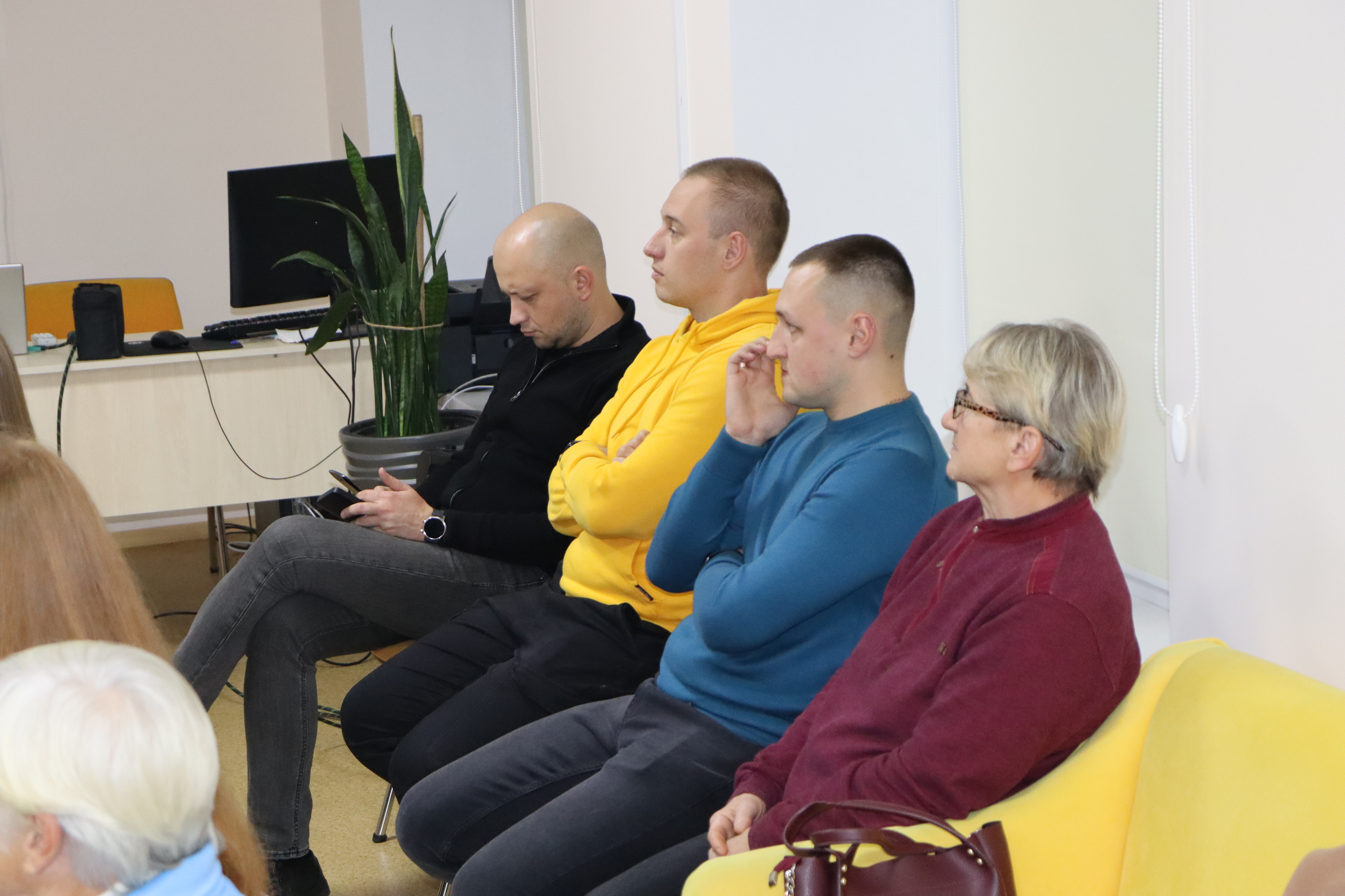 Які заклади для розвитку молоді потрібні Тростянецькій громаді?