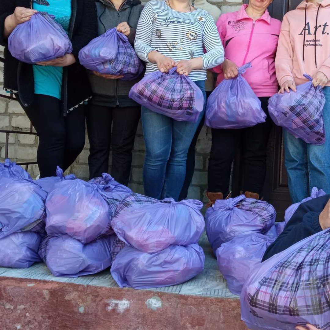 ГО "Центр Євроінтеграції Слобожанщини" роздала майже 1000 продуктових наборів жителям громади